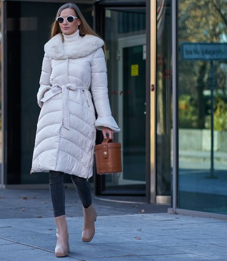 Dámská zimní bunda camel prošívaná -