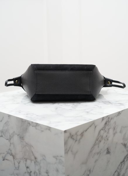 Dámská kožená kabelka do ruky z broušené kůže černá -