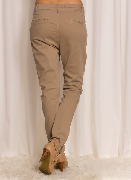 Dámské béžové kalhoty s nízkým sedem -