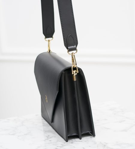 Kožená kabelka pevná přes rameno na patent - černá -