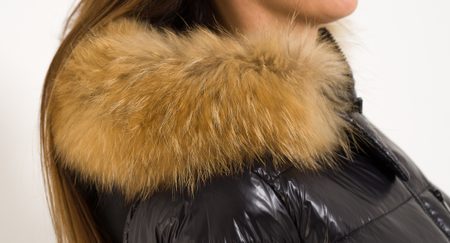 Giacca invernale donna con vera volpe Due Linee - Nero -