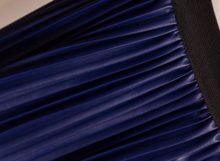 Dámská koženková plizováná sukně - modrá -