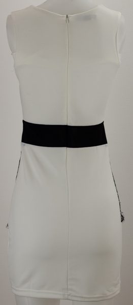 Bílé šaty s černou krajkou -