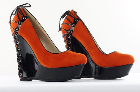 Dámské extravagantní boty na platformě - klínku oranžové -