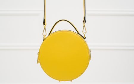 Dámská kožená crossbody kabelka kulatá - žlutá -