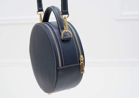 Dámská kožená crossbody kabelka kulatá - tmavě modrá -