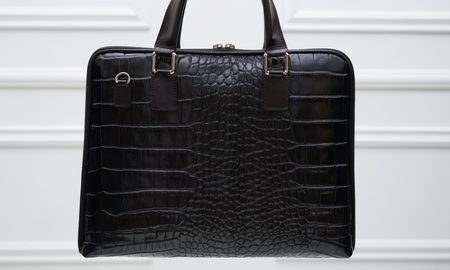 Elegantní kožená unisex kabelka černá croco -