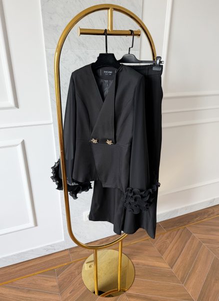 Costum damă negru sacou și pantaloni cu mâneci largi -