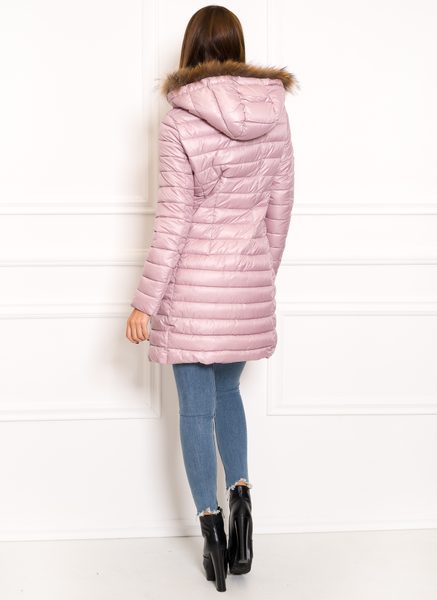 Jednoduchá dámska zimná bunda s pravou kožušiny svetlo ružová -