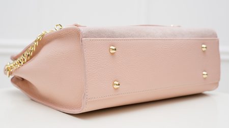 Dámská kožená kabelka se zámkem a řetízkem semiš - prášková růžová -