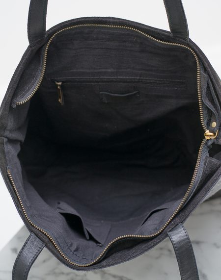 Dámská kožená kabelka velká přes rameno se srstí - černá -
