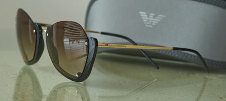 Damskie okulary przeciwsłoneczne Emporio Armani - czarny -