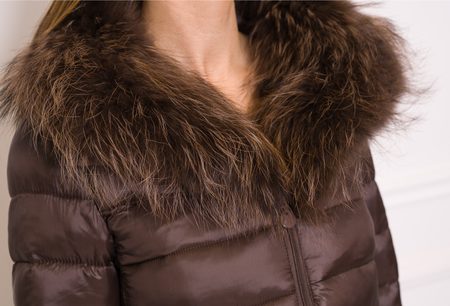 Damska kurtka zimowa z prawdziwym lisem Due Linee - brązowy -