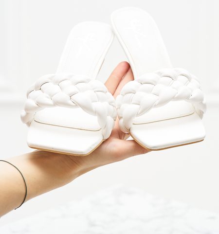 Dámské pletené pantofle na podpatku - bílá -