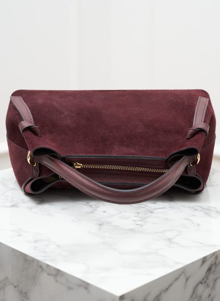 Kožená kabelka z broušené kůže do ruky vínová -