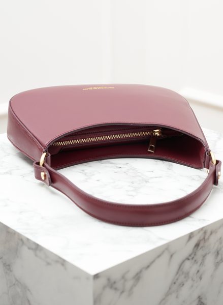 Kožená kabelka ražená vínová -