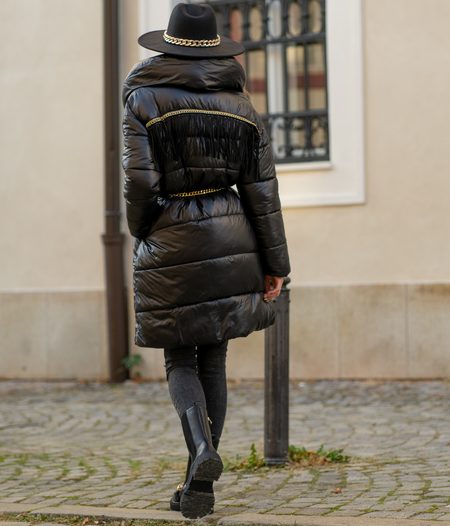 Dámská bunda se zlatými řetízky a třásněmi slonová kost -