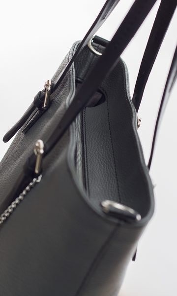 Dámská kožená kabelka se zapínáním šedá -