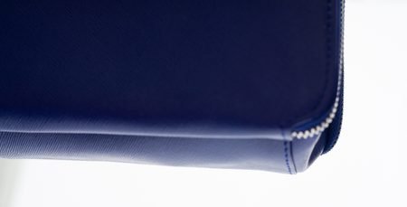 Kožená kabelka Guy Laroche malá s příhrádkami - modrá