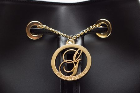 Dámská kožená kabelka vak - černá -