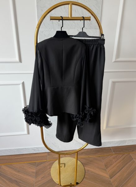 Costum damă negru sacou și pantaloni cu mâneci largi -