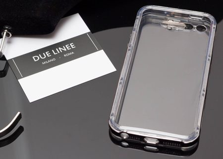 Kryt pre Iphone 5/5S/SE - priesvitný s farebným okrajom - čierny