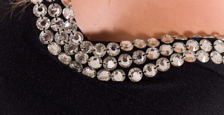 Spoločenské šaty dlhé čierne s kamienkami -