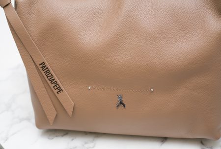 Bolso de hombro de cuero para mujer PATRIZIA PEPE - Beige -