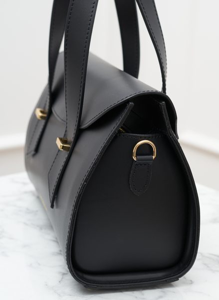 Kožená kabelka do ruky černá -