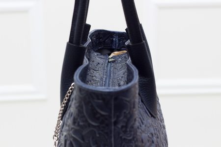 Dámská kožená kabelka přes rameno s květy - tmavě modrá -