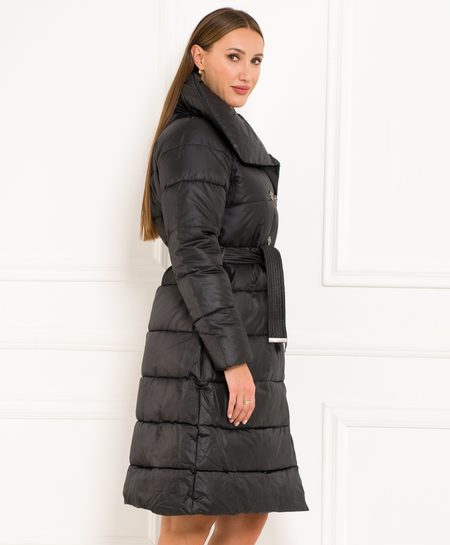 Zimní delší bunda s ozdobými knoflíky černá -