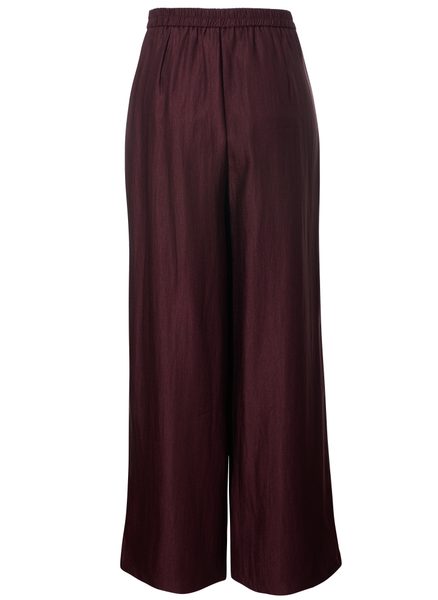 Costum damă burgundy cu cataramă aurie -