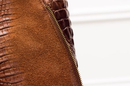 Dámska kožená kabelka so zipsom krokodíl - hnedá -