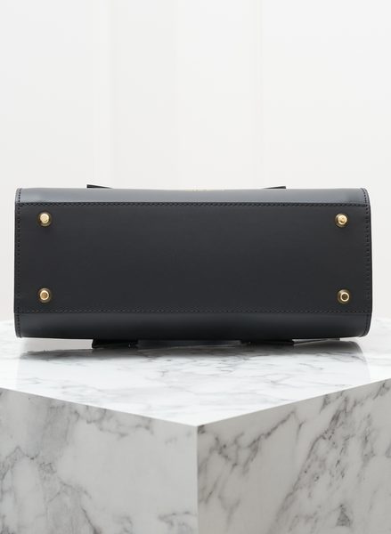 Kožená kabelka do ruky černá -