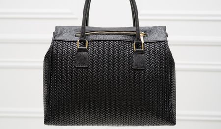 Dámska kožená kabelka kombináciám čierna s jemným prepletaním -