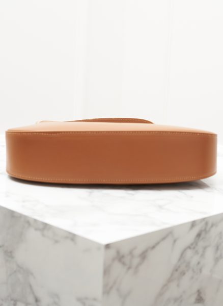 Kožená kabelka ražená coyo -