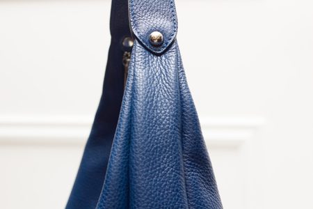 Dámska kožená kabelka pevné ucho - modrá -