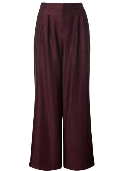 Costum damă burgundy cu cataramă aurie -
