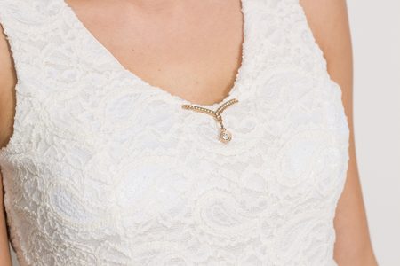 Dámské krajkové tílko peplum bílá -