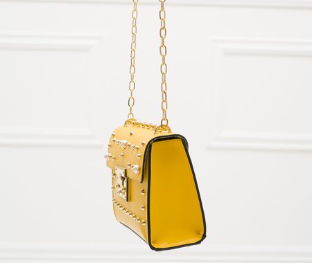 Dámska kožená crossbody kabelky s perličkami - žltá -