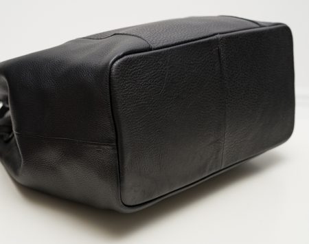 Dámská kožená kabelka přes rameno ANTONIA - černá -