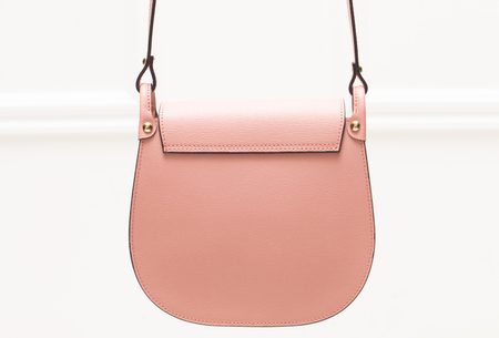 Dámska kožená crossbody kabelka zo safiánové kože - svetlo ružová -