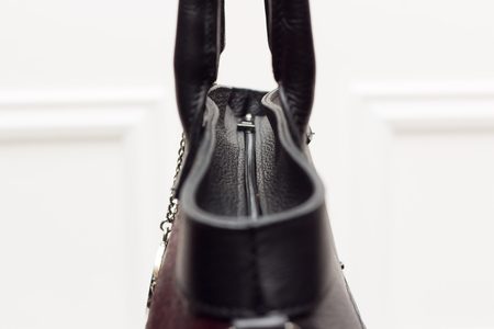 Dámska luxusná kožená kabelka so srsťou - vínová -