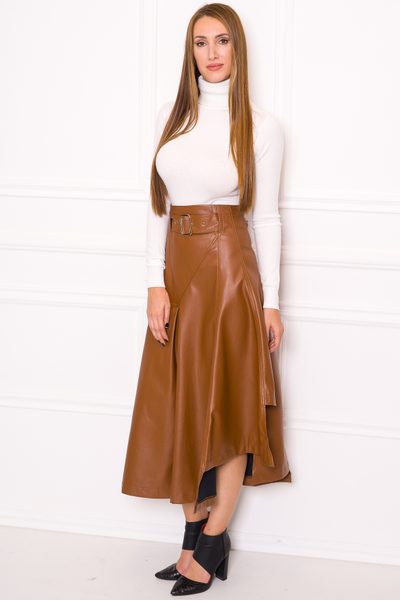 Dámska asymetrická koženková sukňa s opaskom - hnedá -