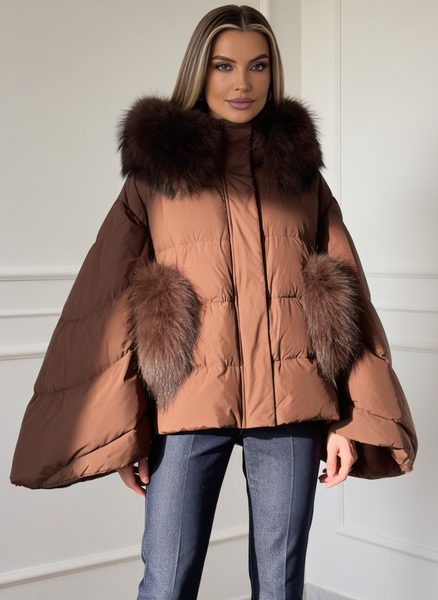 Poncho de puf pentru femei cu blană naturală de raton, maro -