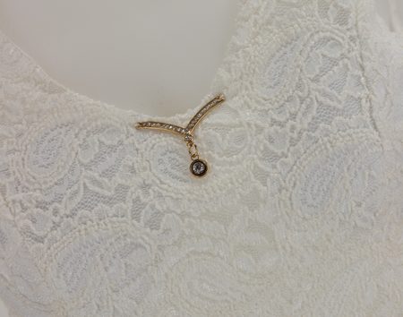 Dámské krajkové tílko peplum bílá -