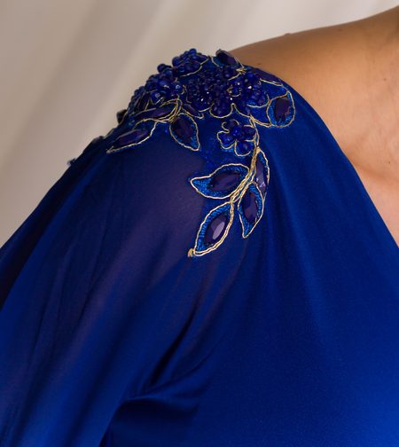 Dámske dlhé šaty na jedno rameno modrej -