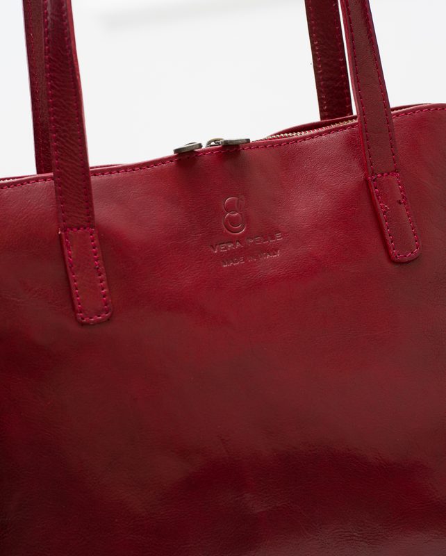 Dámská kožená kabelka s dlouhými poutky - tmavě červená