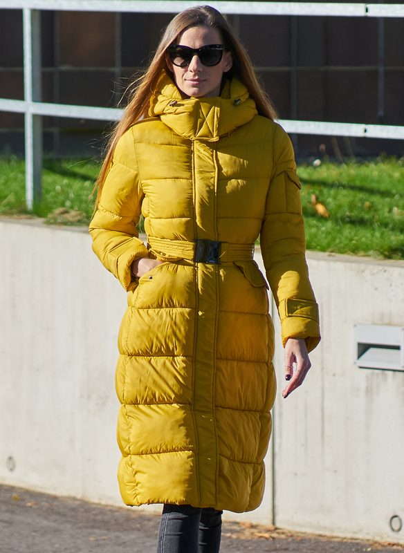 Damska kurtka zimowa Due Linee - żółty