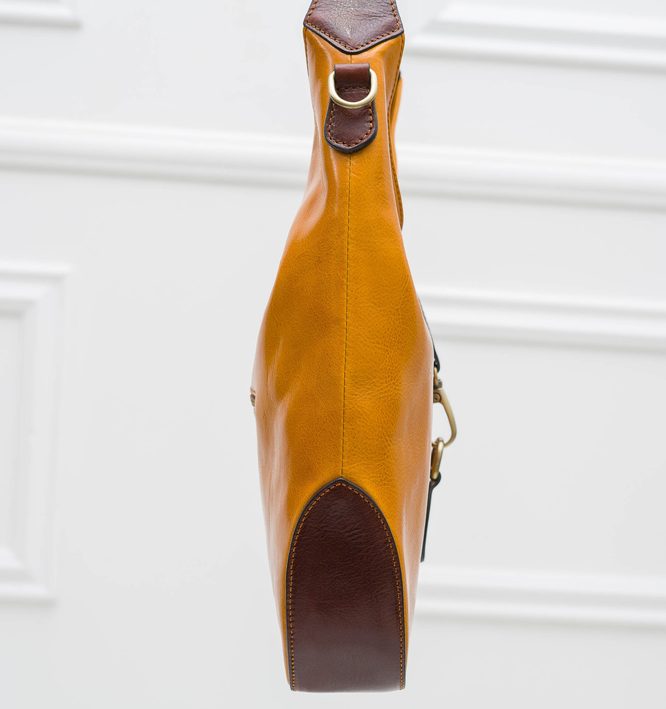Dámska kožená kabelka cez rameno s prednou karabínou žlto - hnedá